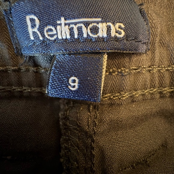 Reitmans Gray Cargo Pants Relaxed Fit - Picture 2 of 5